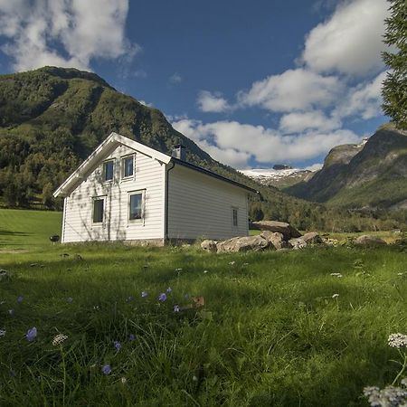 Hansali Holiday Home Fjaerland Exterior photo